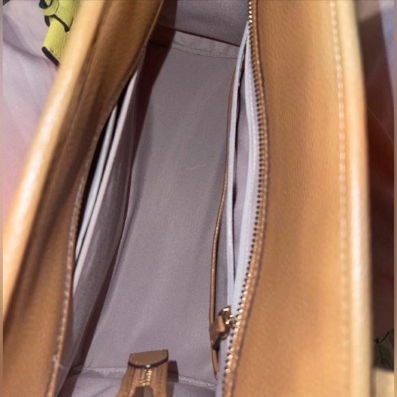 Kate Spade New York Bungalow Tan Pebbled Leather Medium Market Tote Shoulder Bag - Picture 7 of 9